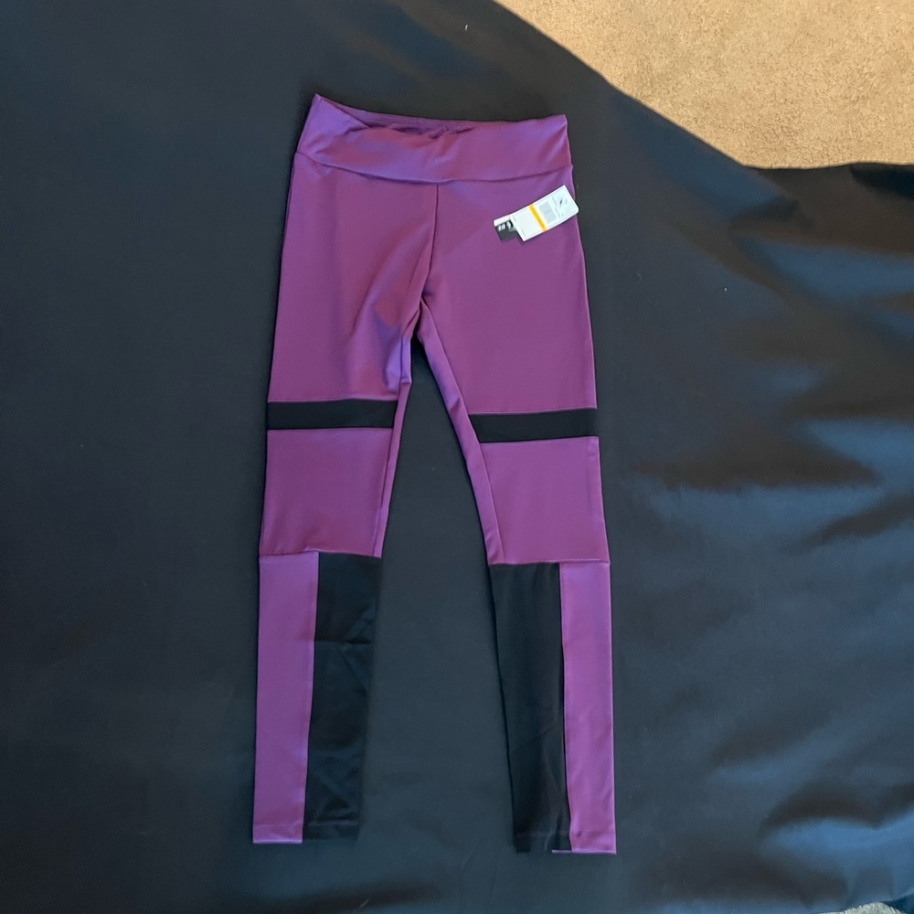Peony & Me Purple Leggings NWT